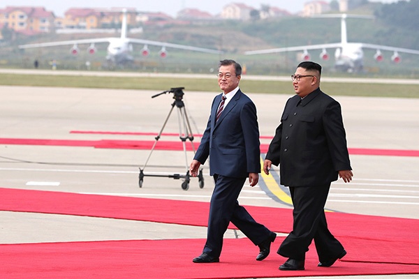 http://image.thepaper.cn/www/image/10/553/275.jpg